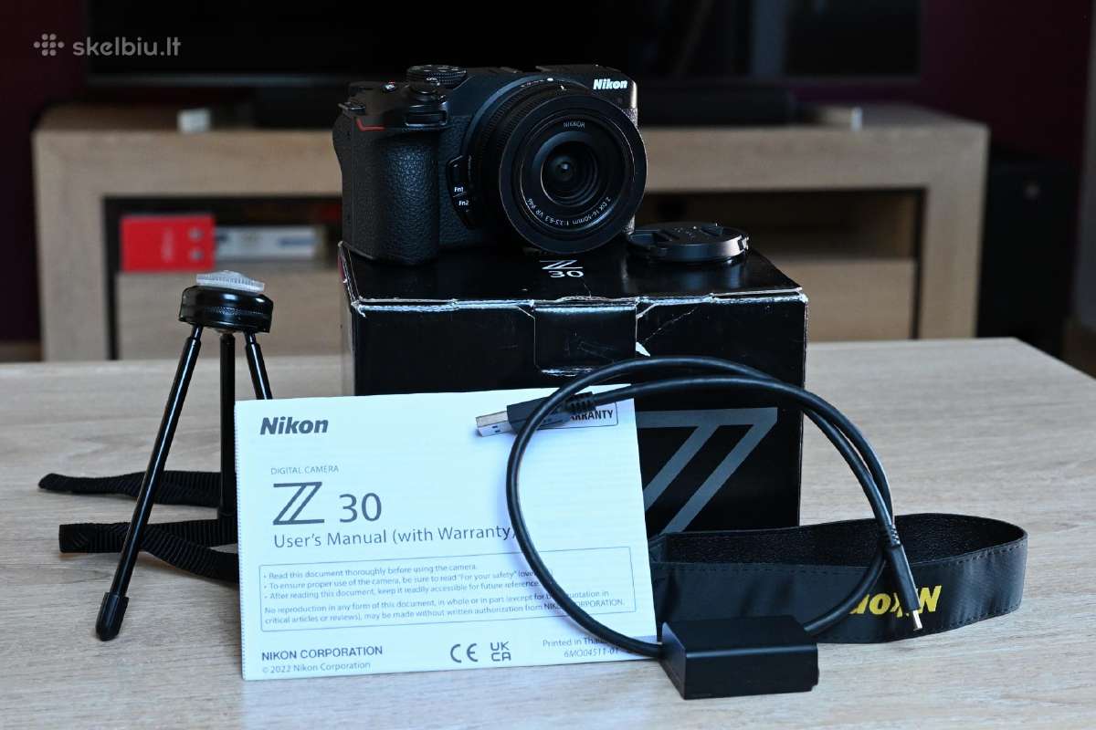 Nikon Z30 (2750 kadrų) + Nikkor 16-50mm Vr
