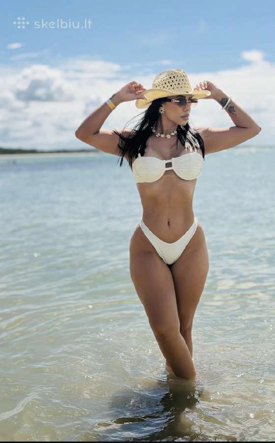 Brenda sexy latina