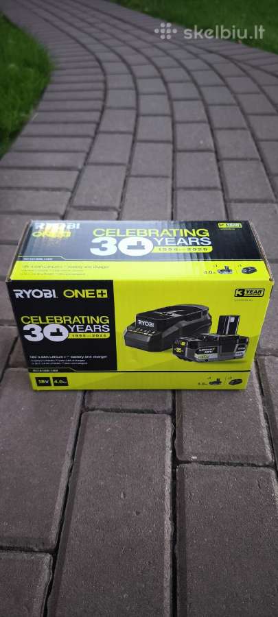 Ryobi One+ akumuliatorius 4ah + pakrovėjas, nauji.