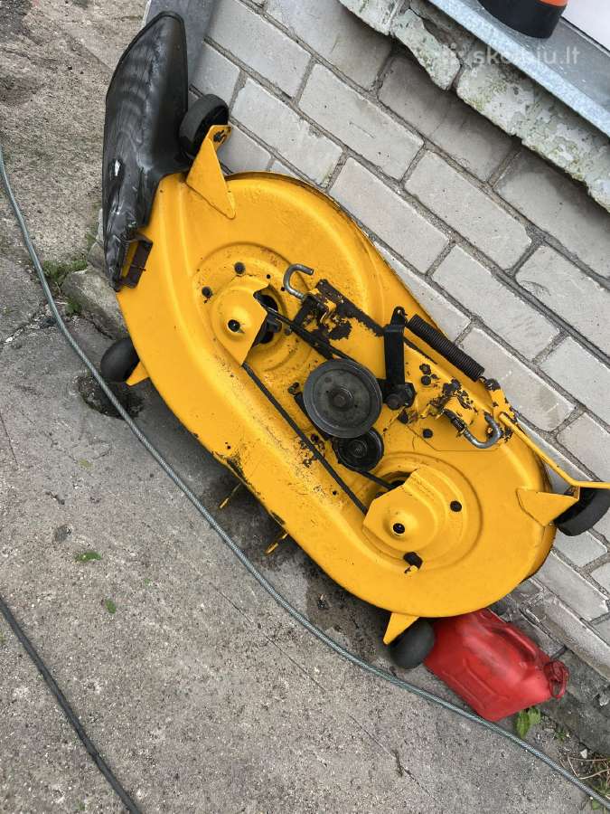 Cub Cadet 2000 Series 16 Ag vejos traktoriukas - nuotraukos Nr. 2