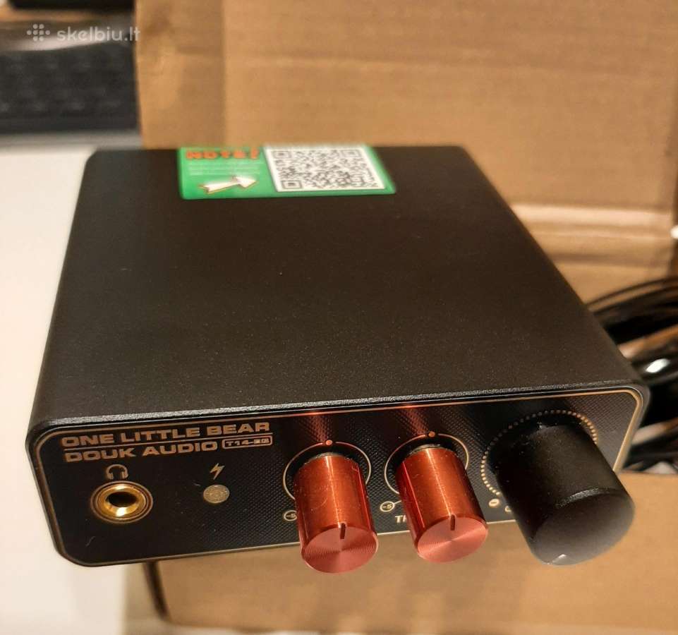 Douk Audio T14-eq patefono ir ausinių stiprintuvas