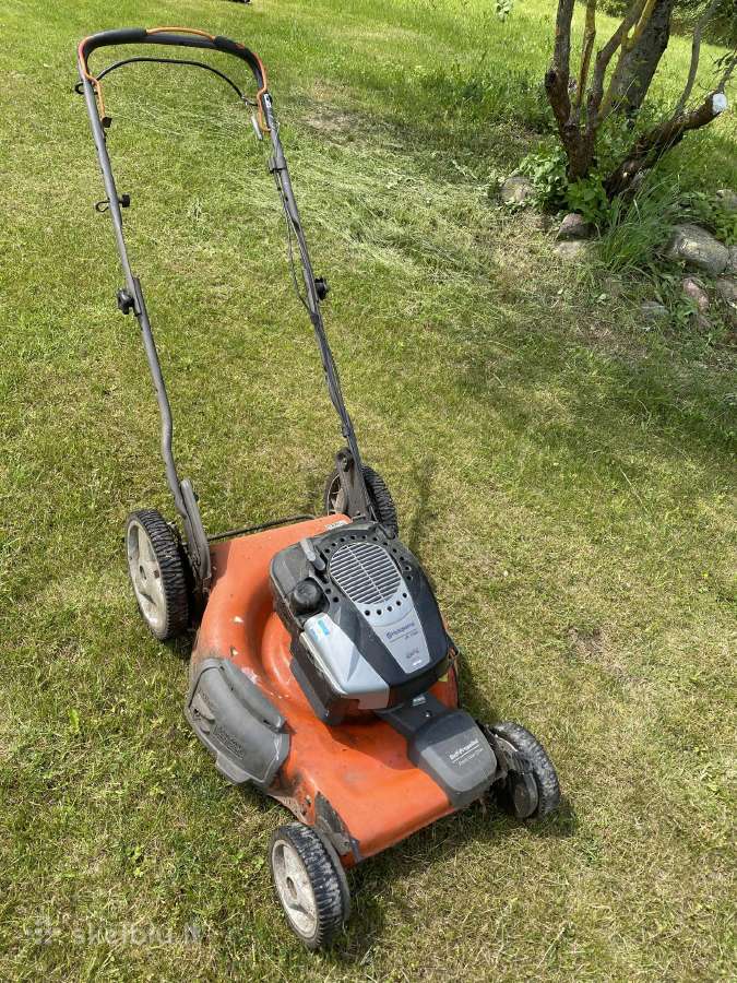 Žoliapjovė Husqvarna Lb155s (savaieigė) su defektu