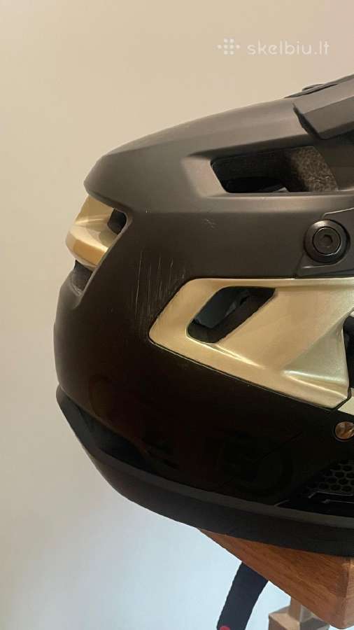 Šalmas abus airdrop mips black gold - nuotraukos Nr. 11