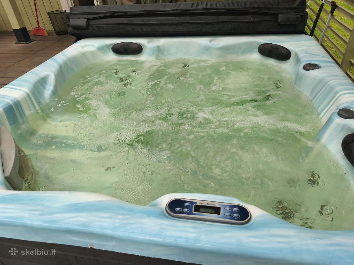 Lauko sūkurinė vonia/ jacuzzi