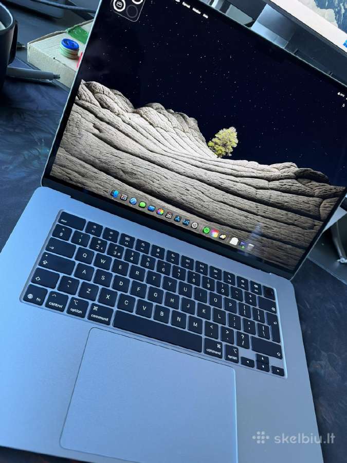 MacBook Air 15" M4 16gb/256gb