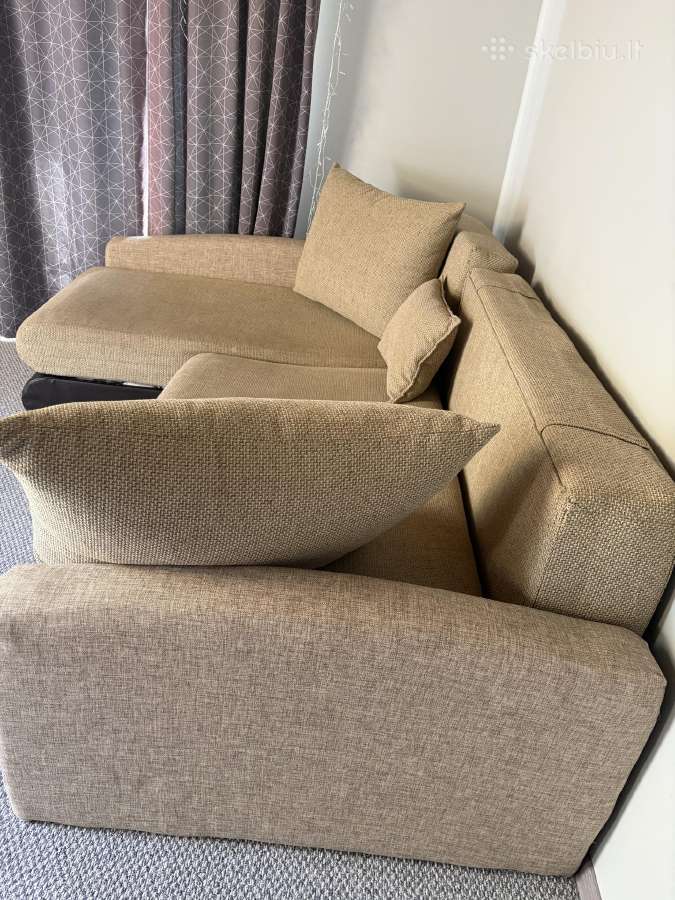 Skubiai kampine sofa lova