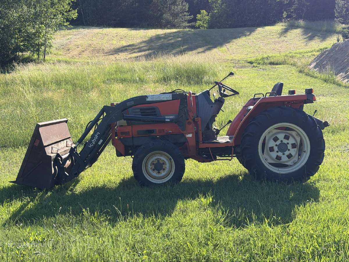 Mini traktorius Kubota Gl260d - nuotraukos Nr. 3