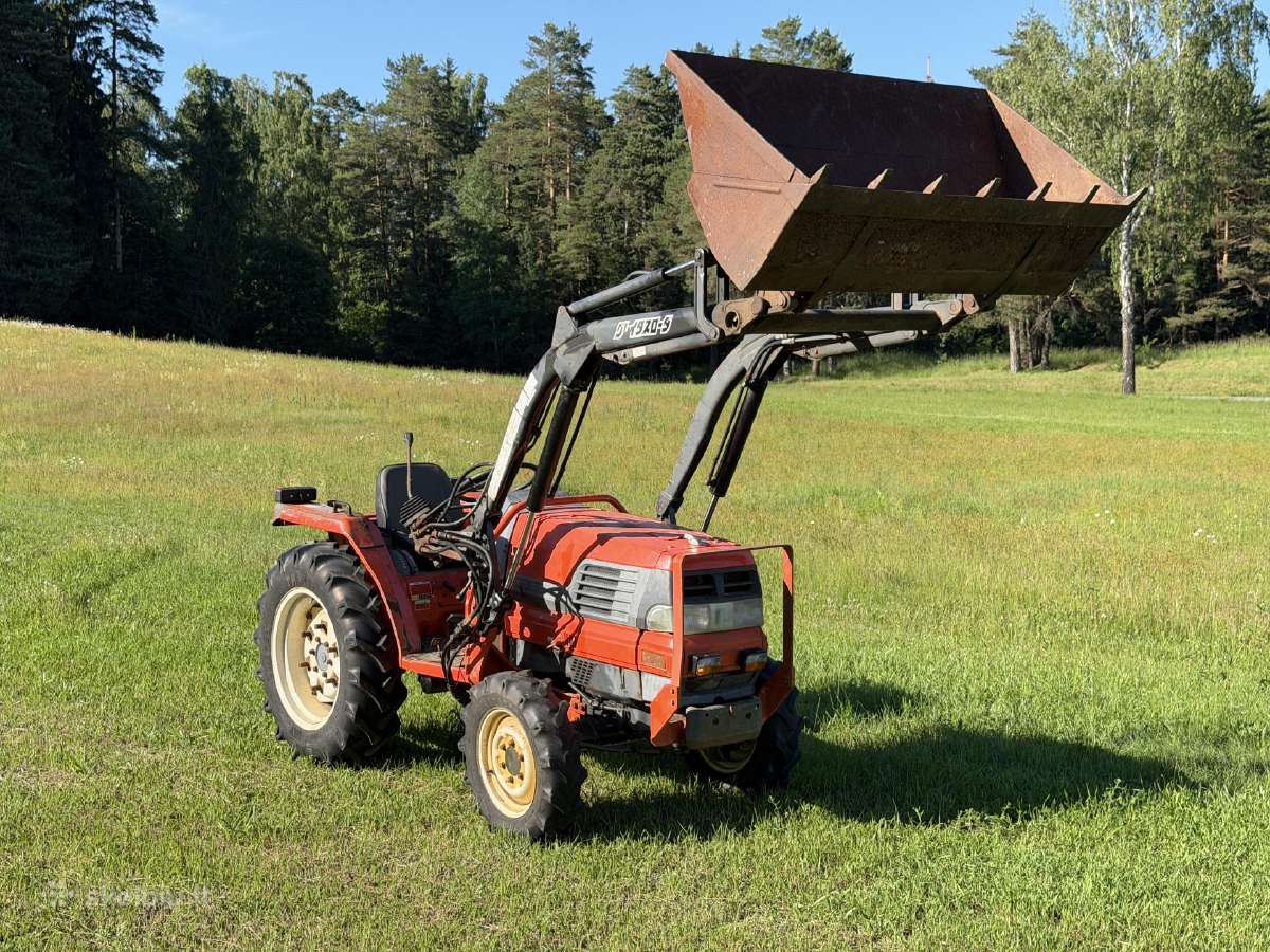 Mini traktorius KUBOTA GL260D