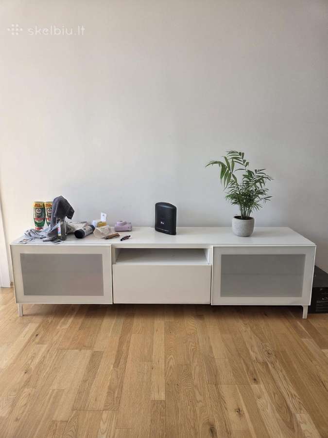 Ikea TV Spintelė