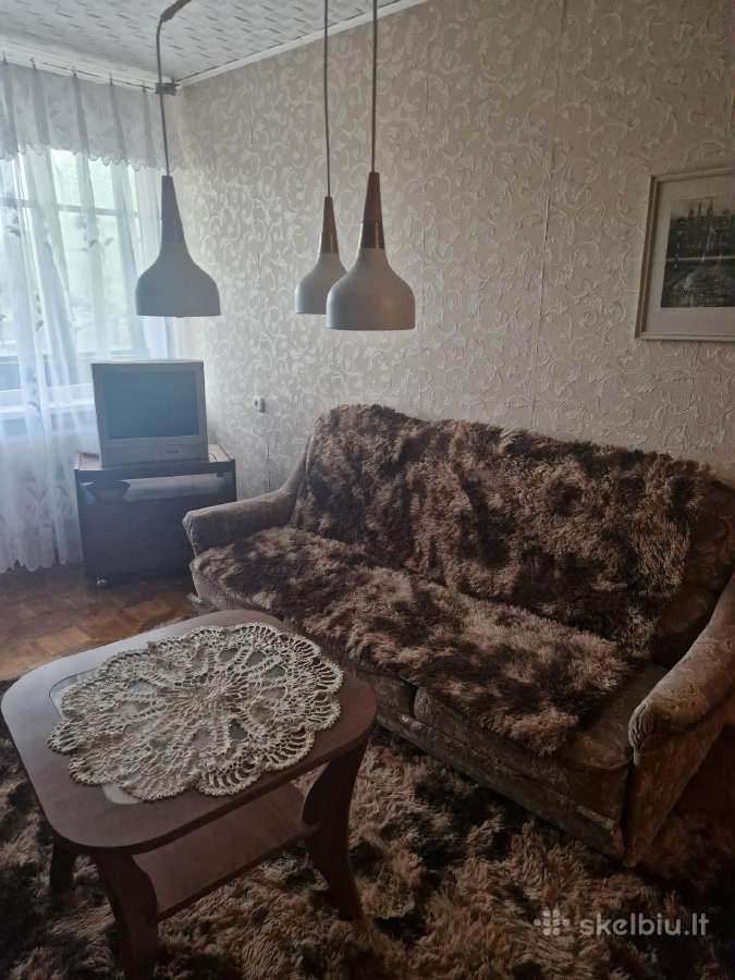 Trijų kambarių butas - nuotraukos Nr. 2