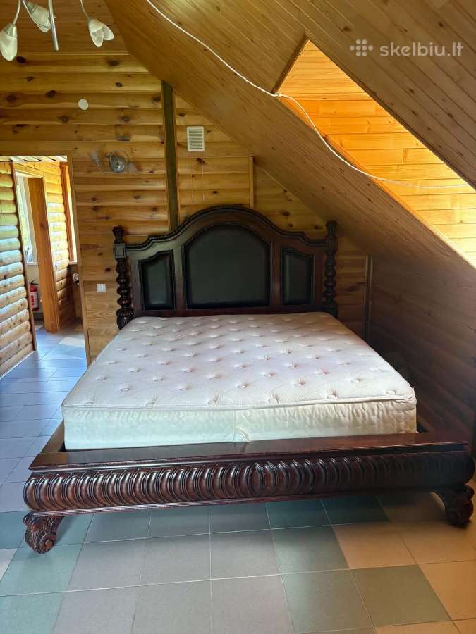 Amerikietiska medzio masyvo lova Trakai