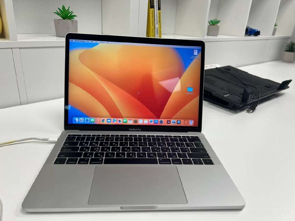 MacBook Pro 13