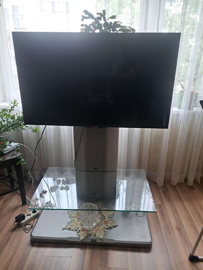Stovas televizoriui