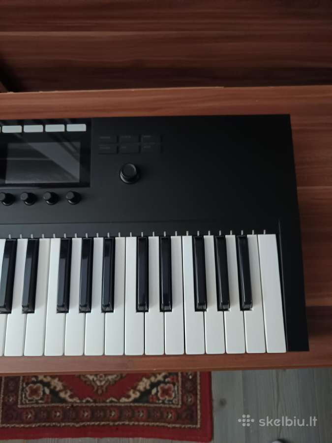 Native Instruments Komplete Kontrol S49 - nuotraukos Nr. 3