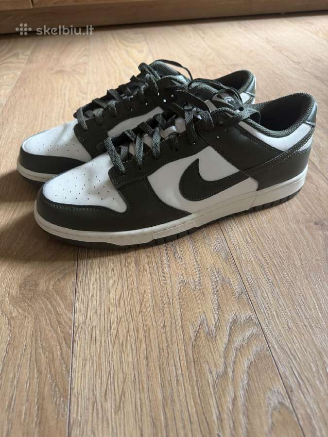 Nike Dunk Low Retro