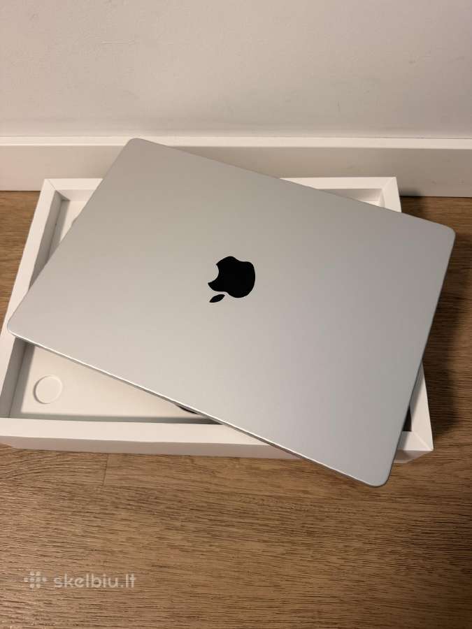 Naujas MacBook Pro 14 m3