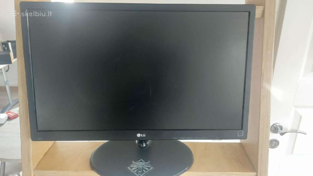 Monitorius LG 22m38a
