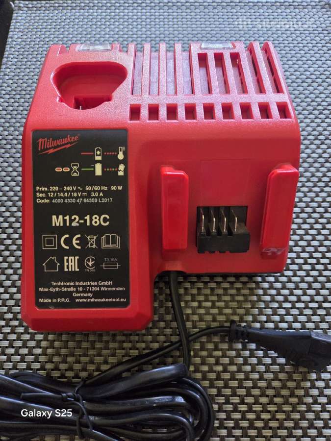 Milwaukee M12 - 18c