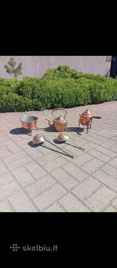 Variniai gražus senoviški įvairūs indai/samčiai