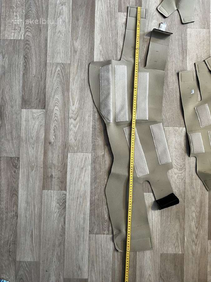 Parduodu originalias Circaid Juxta-fit Custom (Med