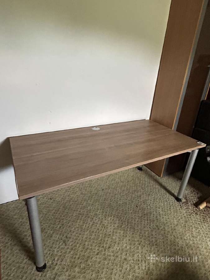 Rašomasis Stalas - nuotraukos Nr. 2