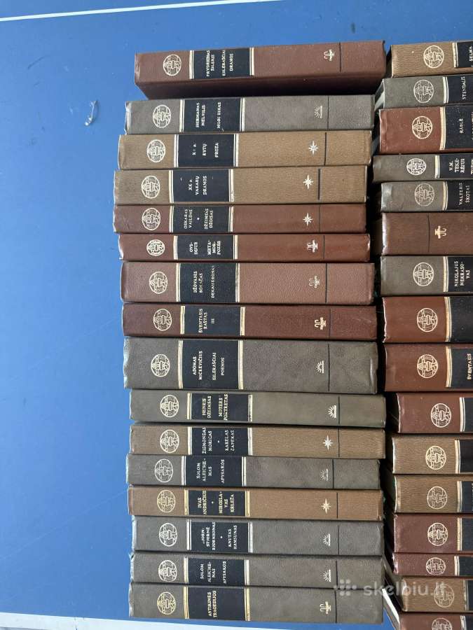 Pasaulinės. Literaturos knygų kolekcija - nuotraukos Nr. 3