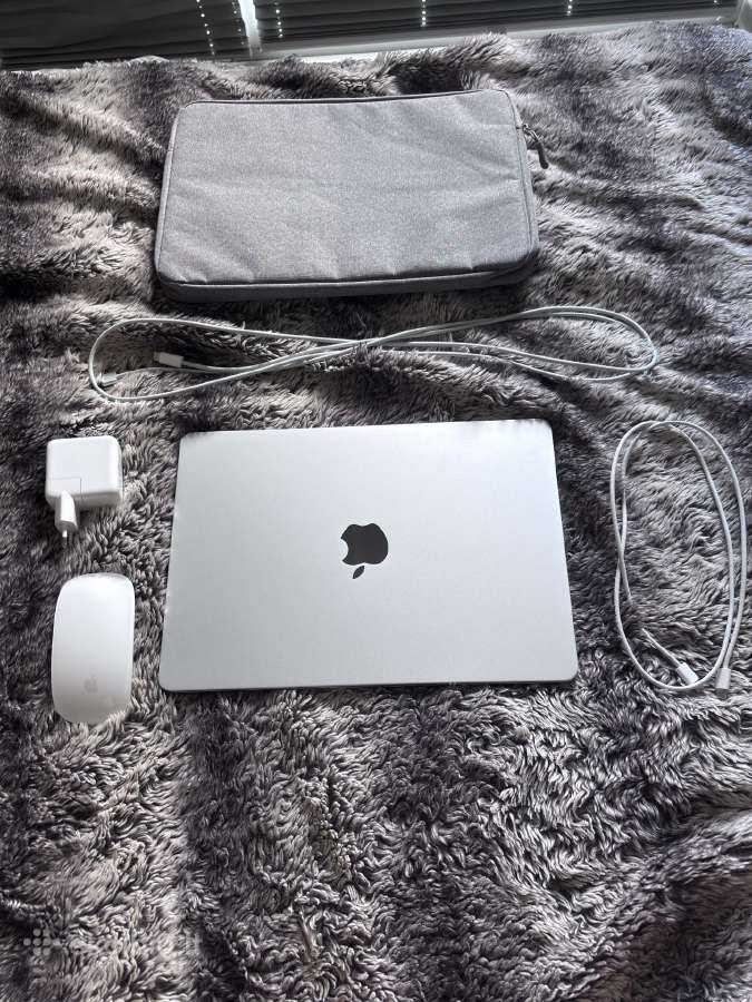MacBook Air 13 16gb RAM, 512gb SSD (2025, M4)