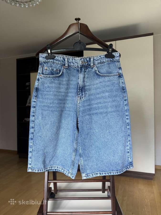 Nauji Stradivarius šortai 36 dydis