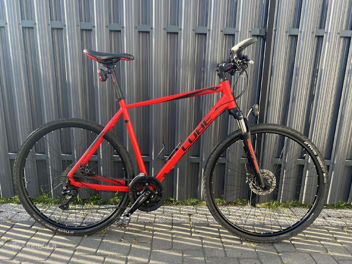 Cube Nature Pro Hybrid dviratis 58 dydis 28"