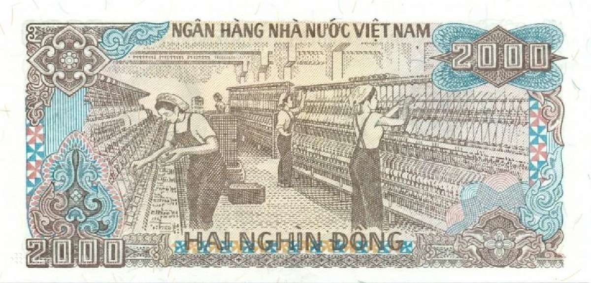 Vietnam 2000 dong 1988. Unc. P