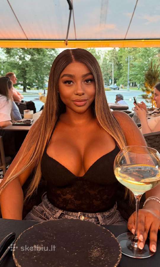 Melanie Ebony In Vilnius