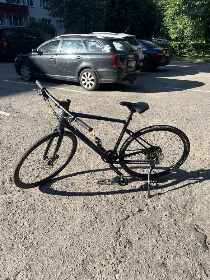 Skubiai parduodu savo dviratį.