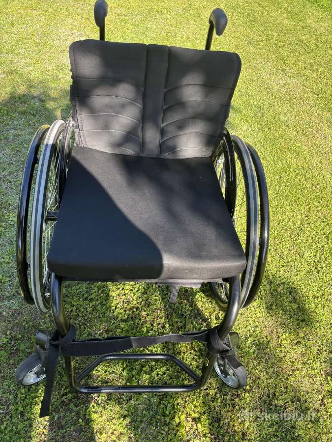 Neįgaliojo vežimėlis Quickle 44 pločio