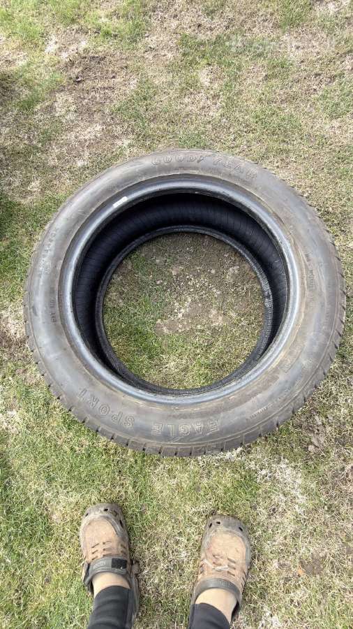 Parduodu goodyear eagle sport padangas