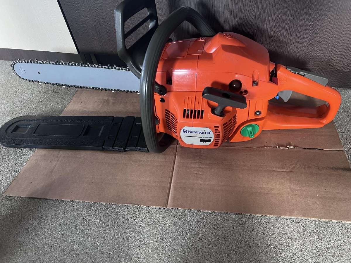 Husqvarna 340. 2,0kw,veikia viskas kaip priklauso