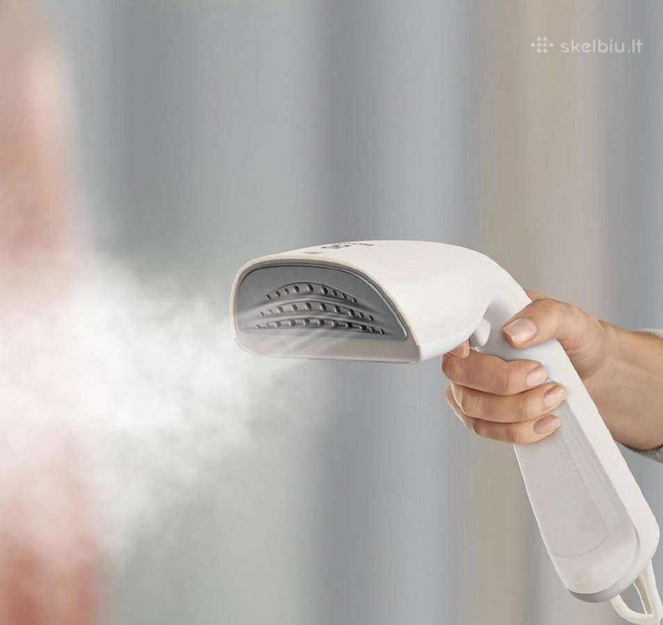 Naujas drabužių garintuvas Electrolux Refine 700