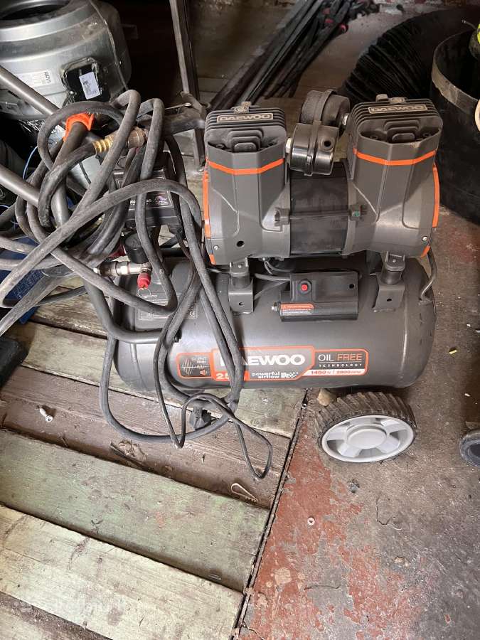 Kompresorius Daewoo Dac 240s 24l