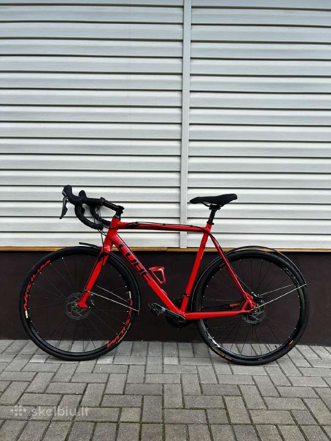 Cube Cross Race