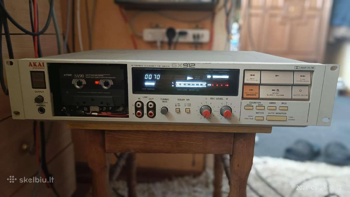 Akai GX-912