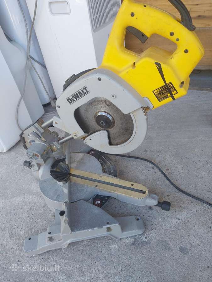 Pjovimo staklės dewalt
