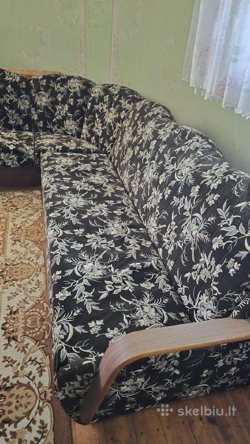 Dovanoju minkštų baldų komplektą su miegamo funkc