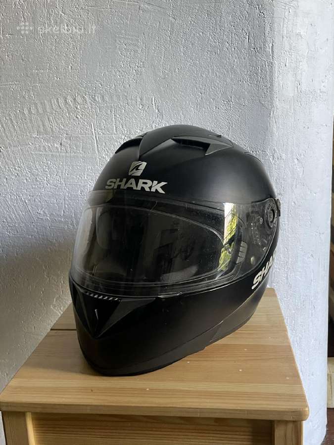 Šalmas shark s700