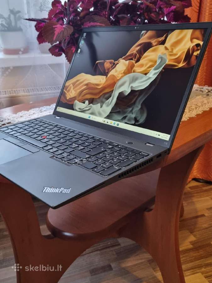 Lenovo Thinkpad T16 i7