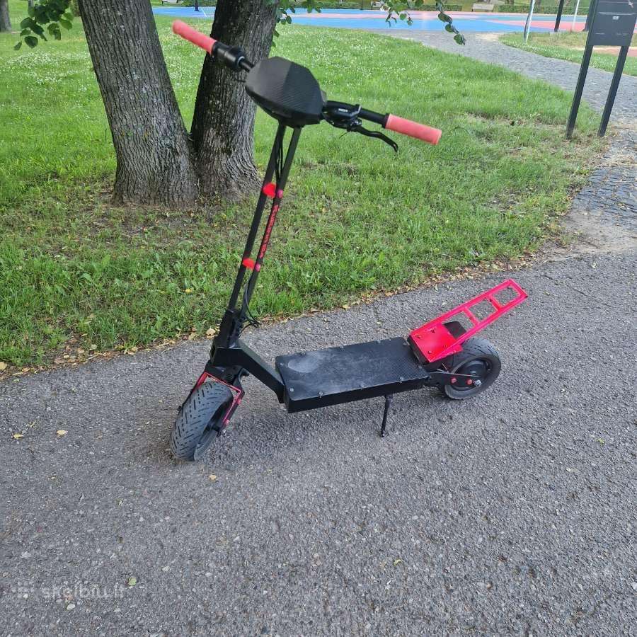 Kukirin g4 gerai saugotas viskas veikia
