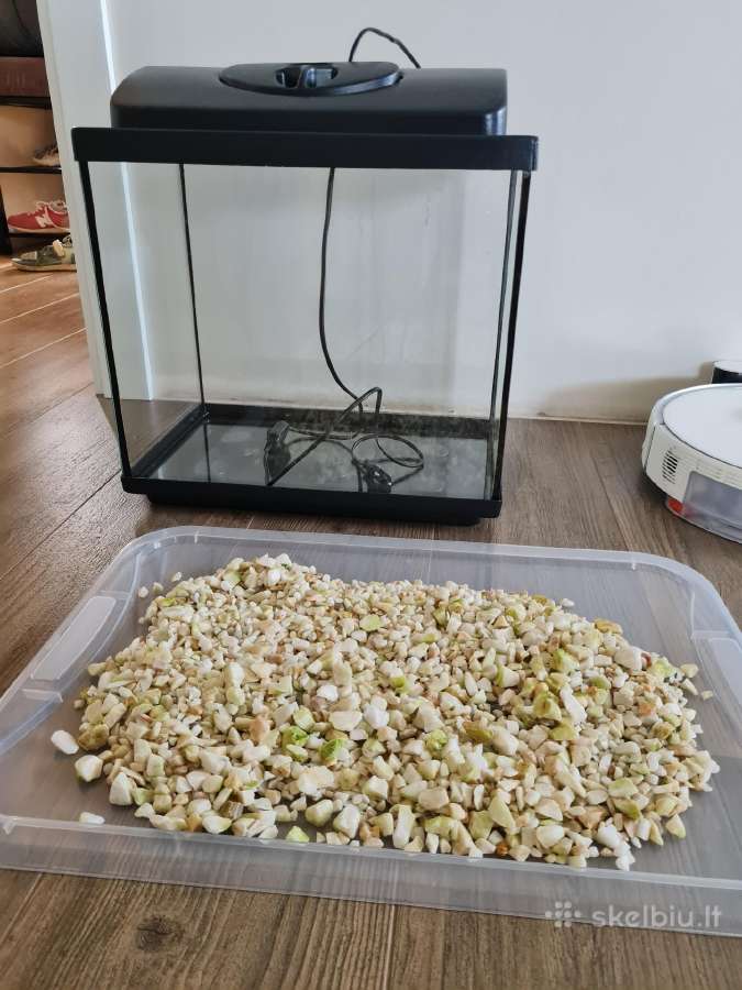 Akvariumas apie 30l