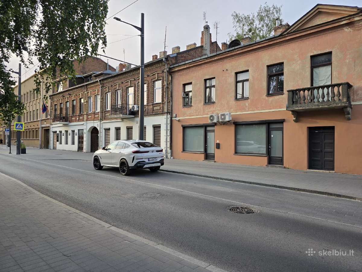 Senamiestyje darbas kirpejai ir manikiūrininkei. - nuotraukos Nr. 8