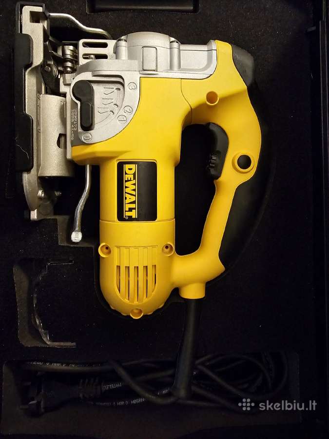 Dewalt siaurapjūklis