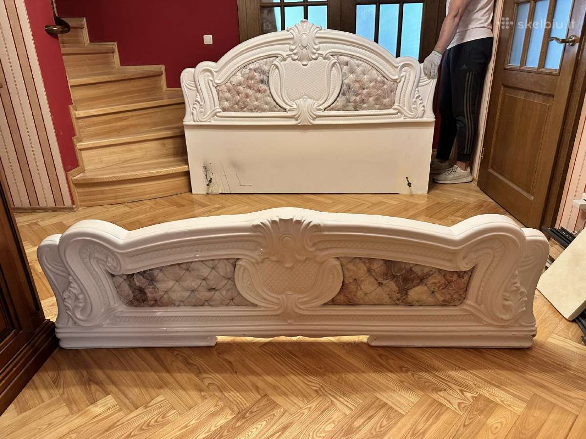 Itališkų miegamojo baldų komplektas - nuotraukos Nr. 2