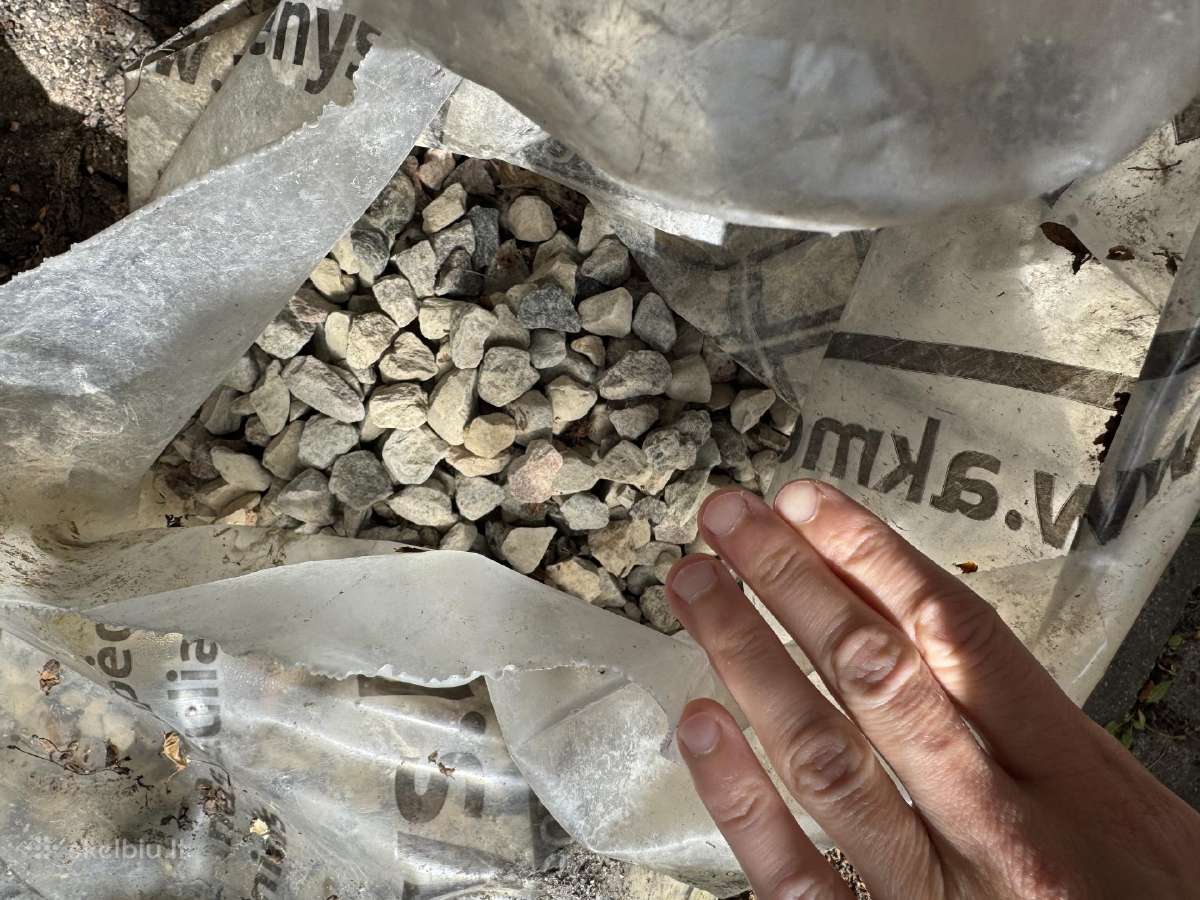 Dekoratyvinė skalda - dekoratyviniai akmenys