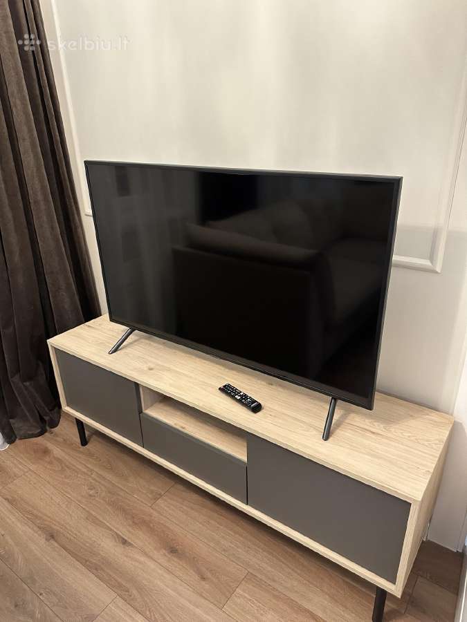 Parduodu TV staliuką